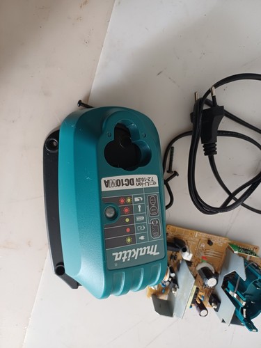 Caricabatterie makita dc10wa - caricabatterie,